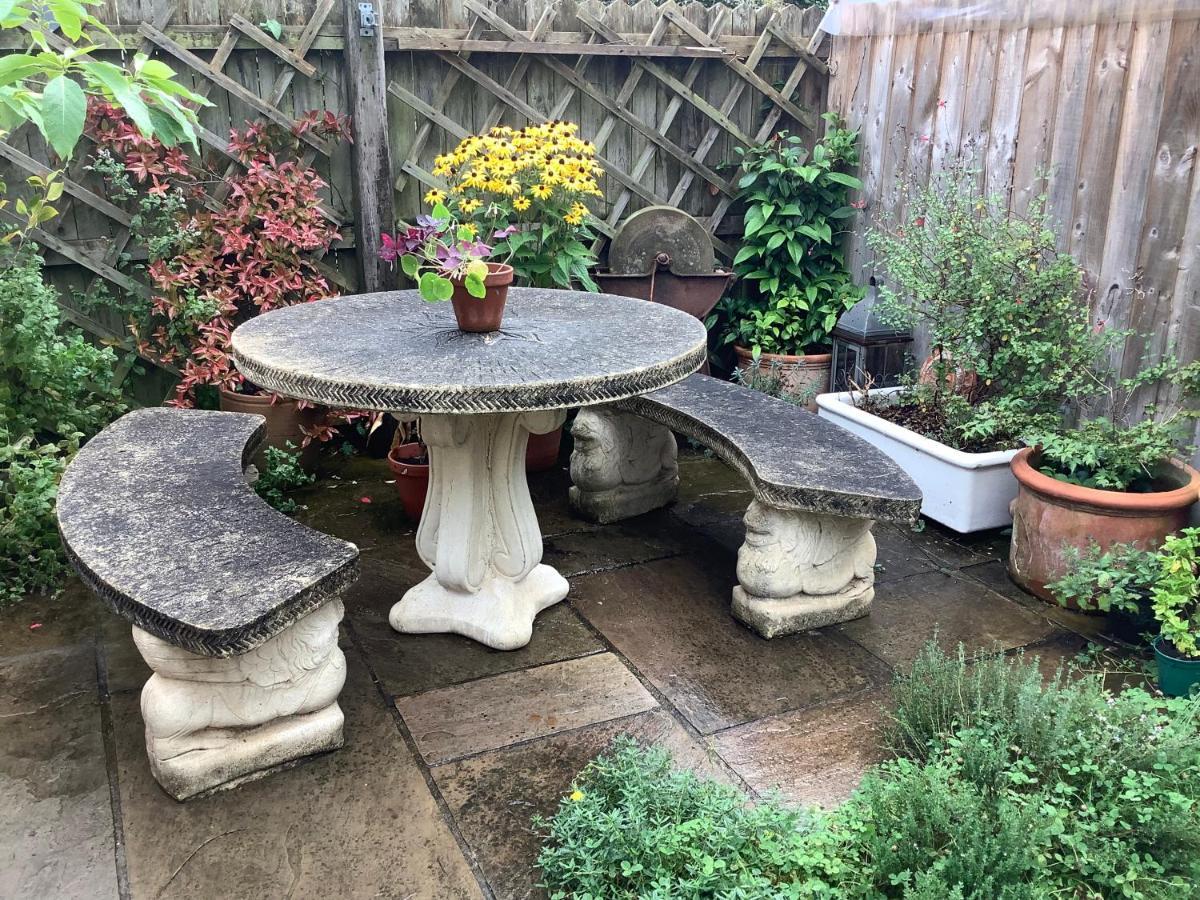 Primrose Villa Self Catering Bnb Monmouth Exteriör bild